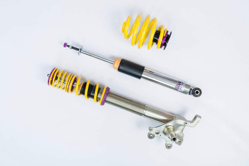 KW Klassik V3 BMW E30 Federbein und Hinterachsdaempfer 830x554