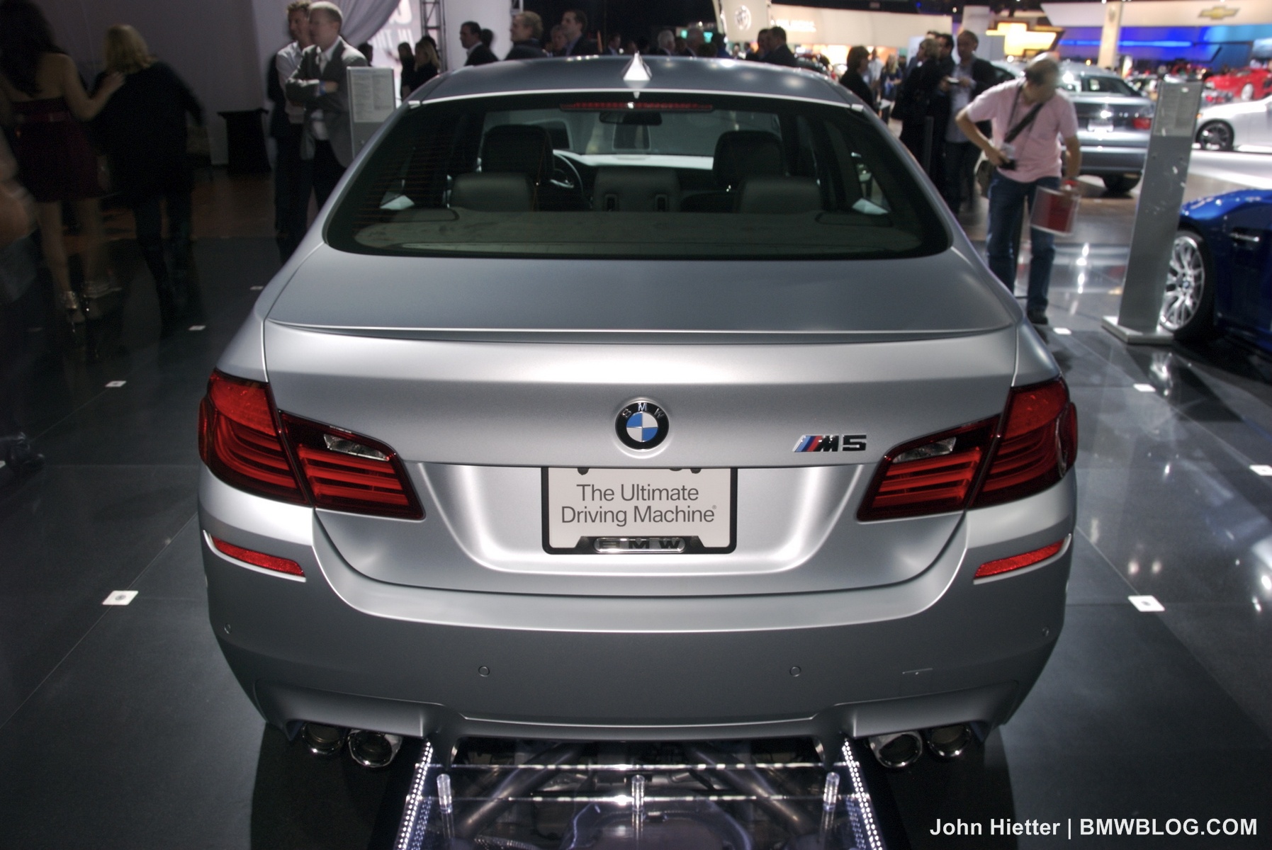 la auto show 2011 bmw m5 frozen silver 08