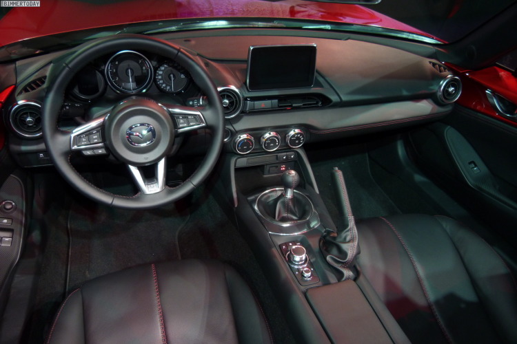 mazda mx5 paris motor show 31 750x500