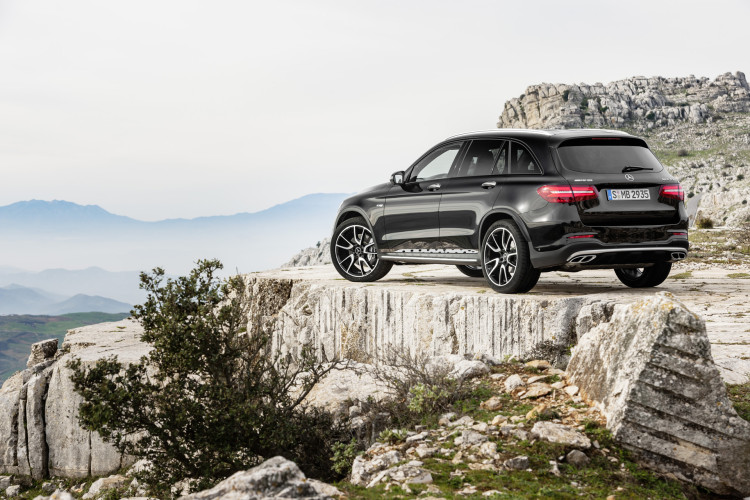 mercedes amg glc43 06 1 750x500