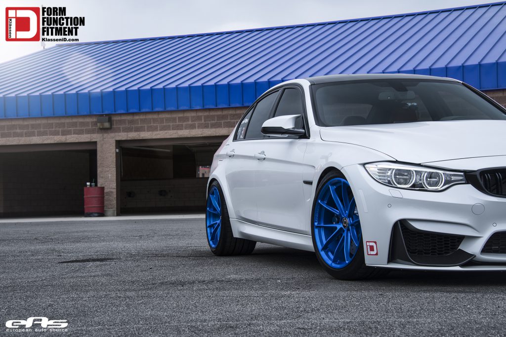 BMW F80 M3 blanco mineral con llantas Klassen MS03