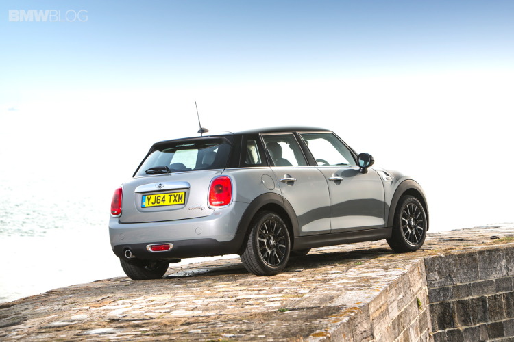mini 5 puertas escotilla 12 750x500