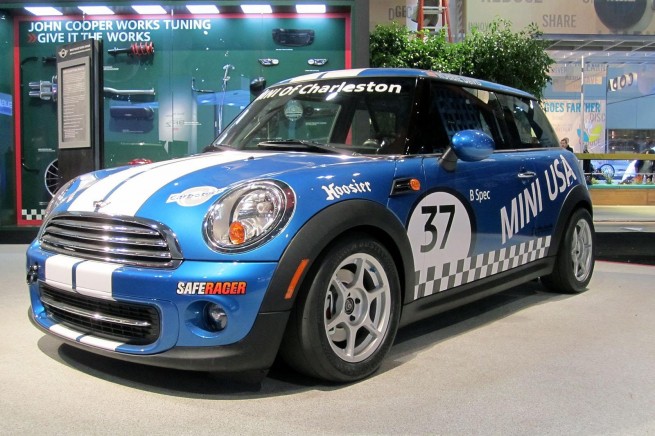 mini cooper b spec 655x436