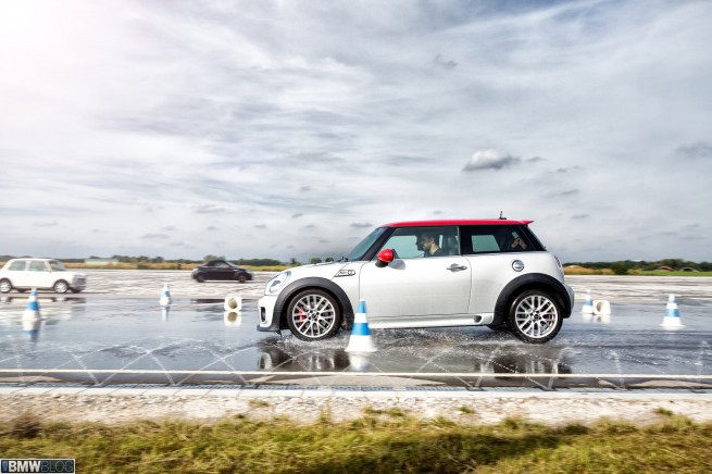 experiencia de conducción mini 20 655x436