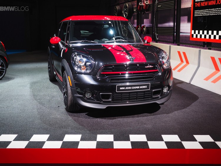 mini jcw hardtop detroit 01 750x563