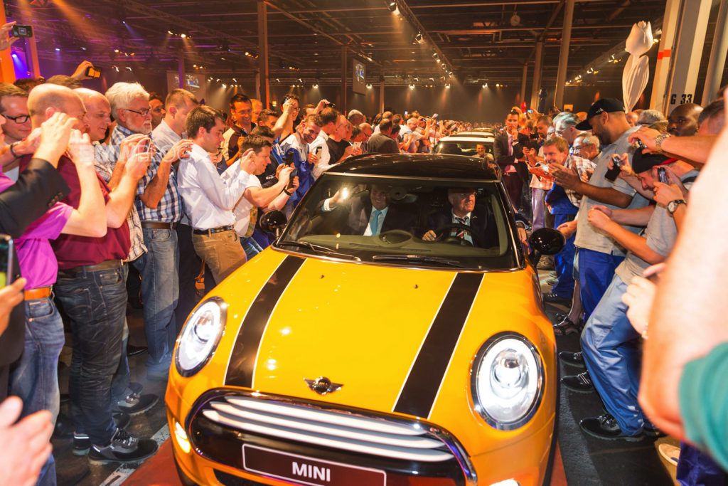 Inicio de la producción de MINI en el fabricante por contrato VDL Nedcar