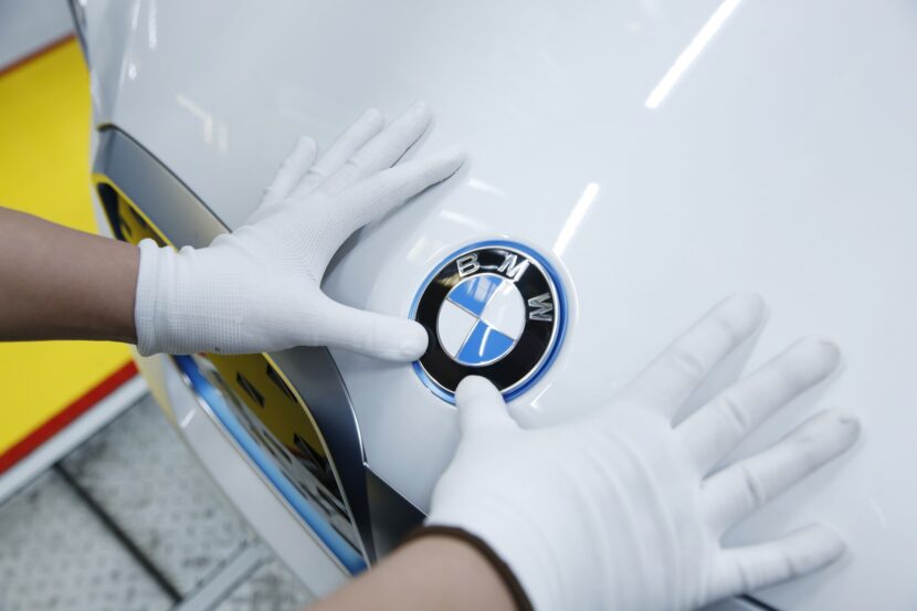 P90402370 highRes primer bmw ix3 viene 830x553