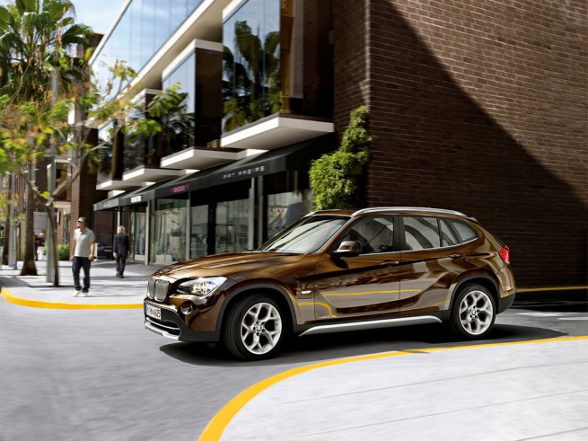 El nuevo BMW X1 en la ciudad 655x491