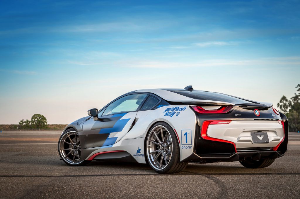 El Vorsteiner BMW i8 compite con el Porsche 911 GT3