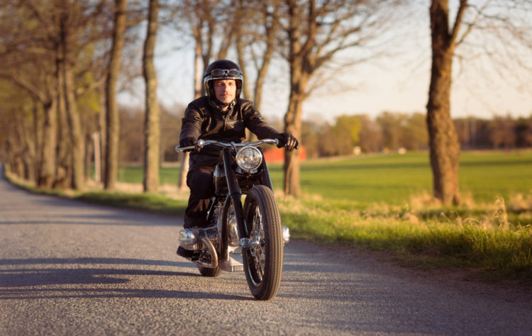 10_BMW_R5_Homage