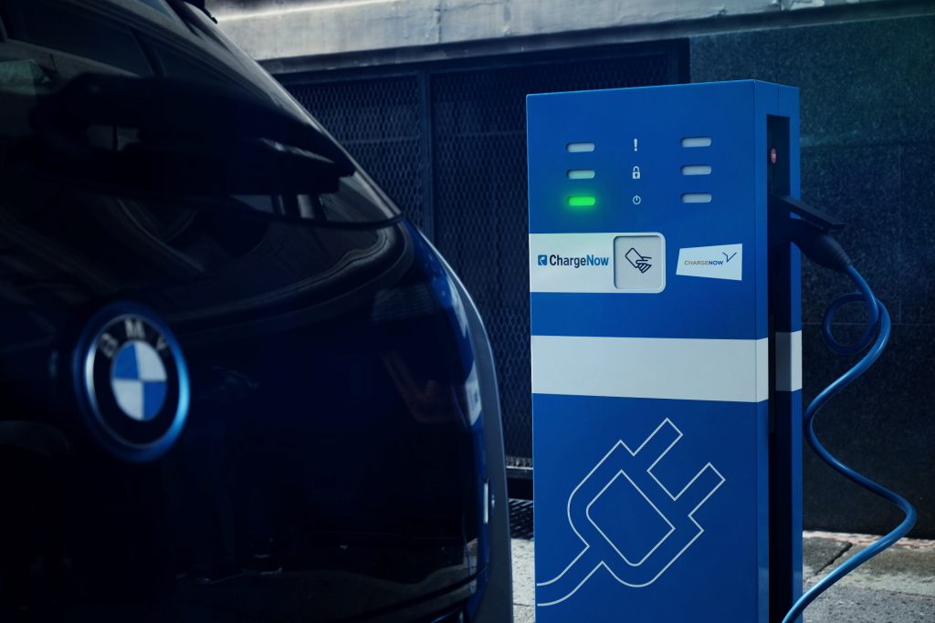 BMW Group sigue ampliando la infraestructura de recarga para vehículos eléctricos