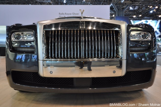 2010 nyias bmw 12 655x435
