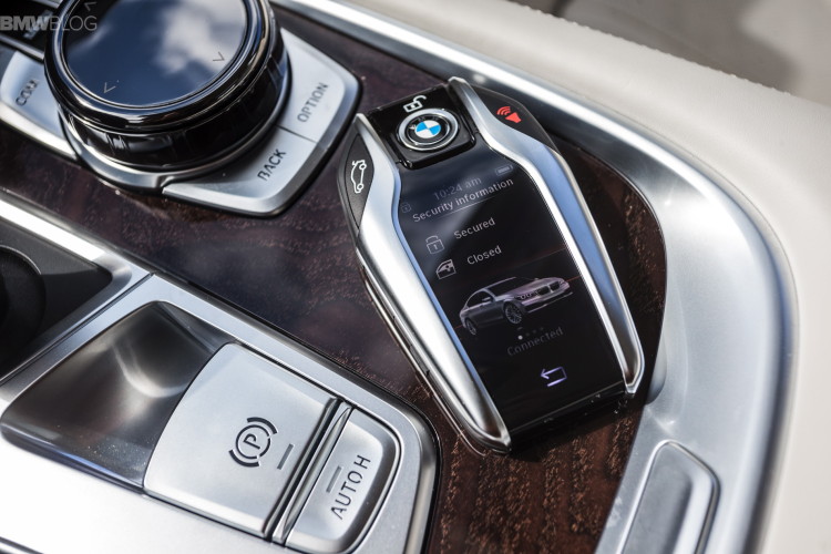 2016 bmw serie 7 lanzamiento nueva york imágenes 1900x 1200 51 750x500
