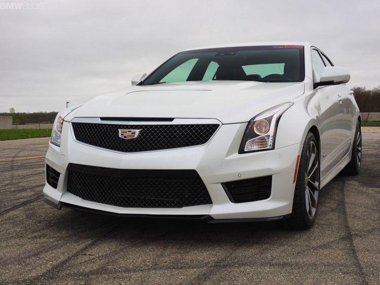 2016 cadillac ats v imágenes 1900x1200 21 750x563