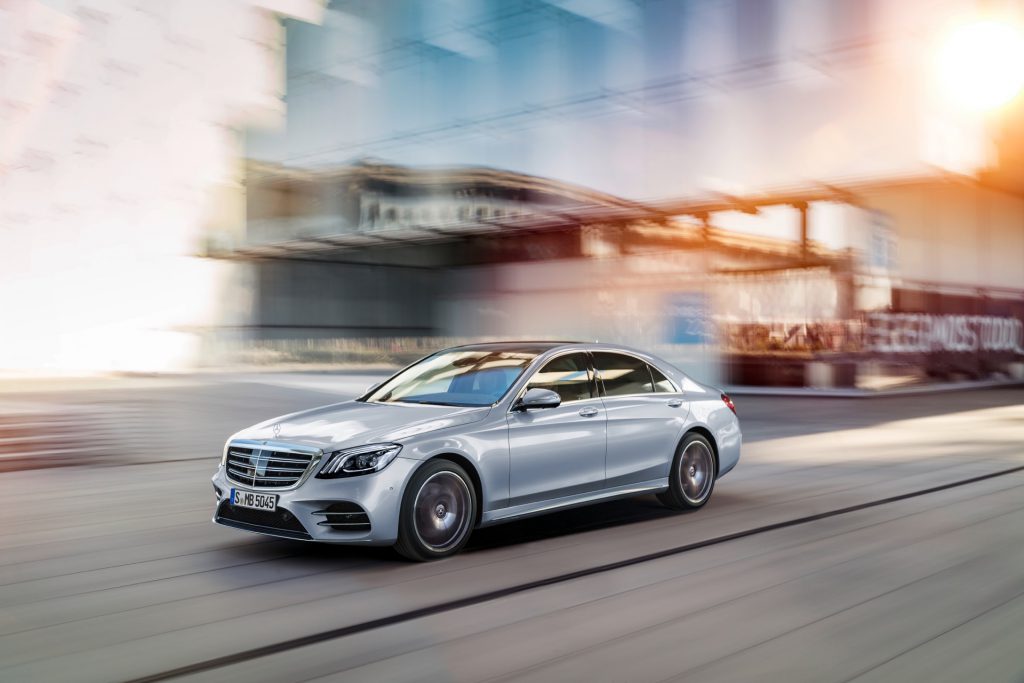 La Clase S de Mercedes-Benz se renueva para enfrentarse a la nueva competencia