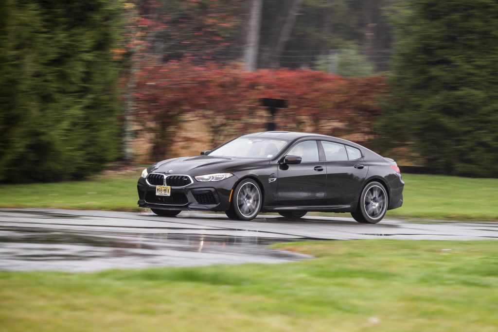 BMW M8 Gran Coupe Competition vs Audi RS7 Sportback — Batalla de sedanes sexy