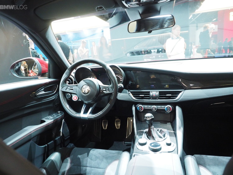 alfa romeo giulia qv imágenes 12 750x563