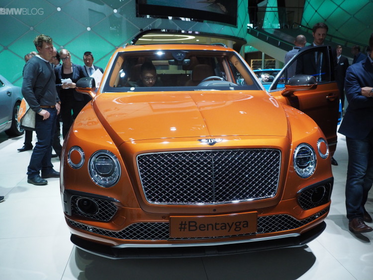 bentley bentayga imágenes 11 750x563