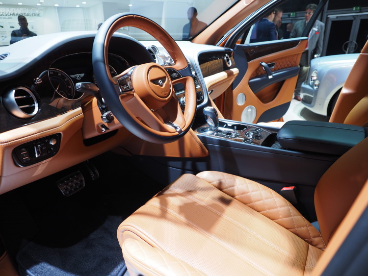 bentley bentayga imágenes 30 750x563