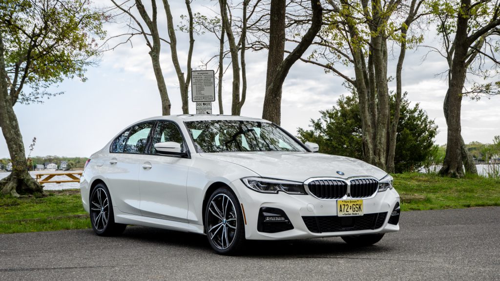 BMW xDrive vs Audi Quattro vs Jag AWD — Prueba de neumáticos de invierno