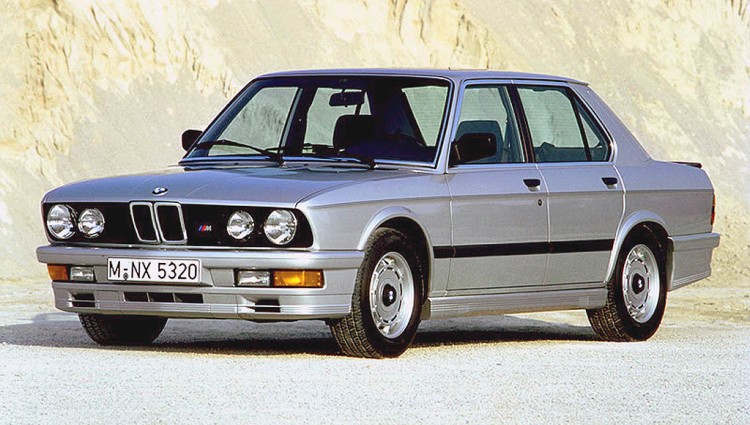bmw serie 5 e28 m535i 1 750x425