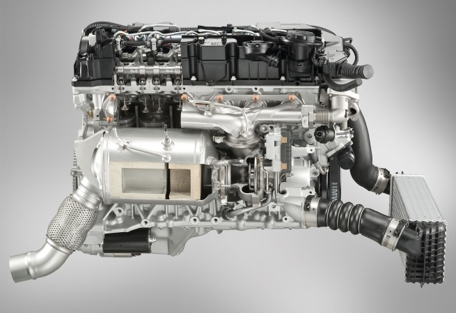 motor diesel bmw de 6 cilindros 655x449