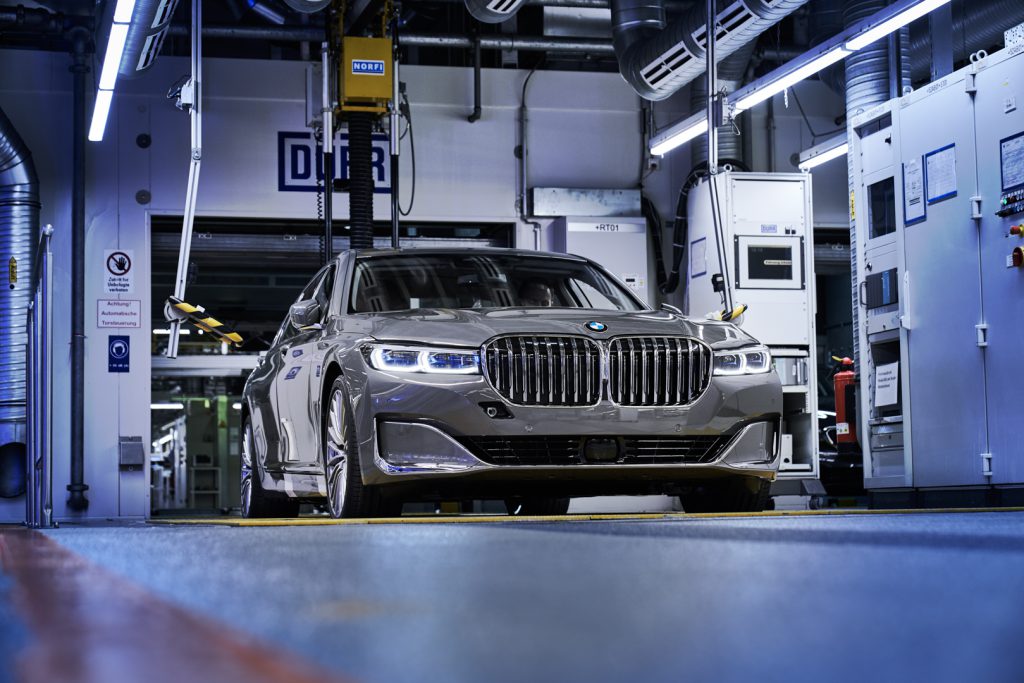 BMW se prepara para suspender la producción en las plantas de Europa y Sudáfrica