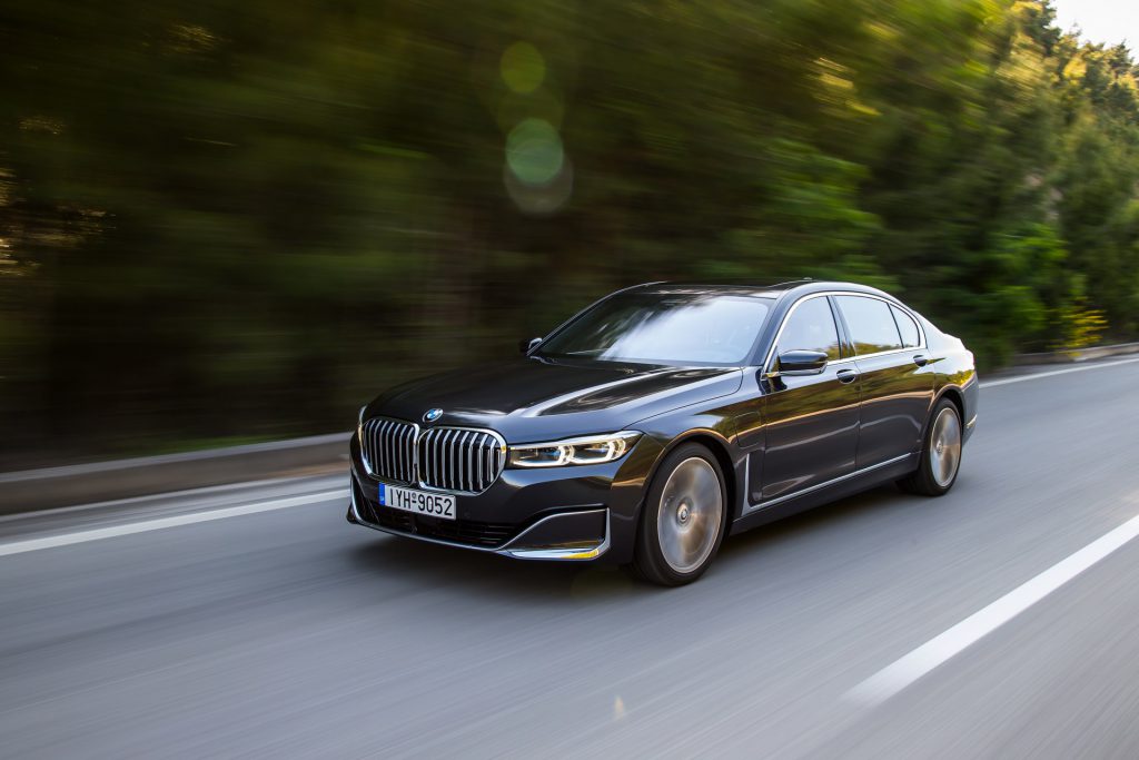 La nueva generación del BMW i7 aparece en nuevas fotos espía