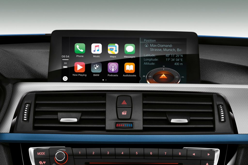 BMW cobrará 80 dólares al año por Apple CarPlay