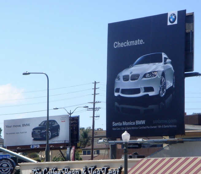 cartelera bmw 655x568