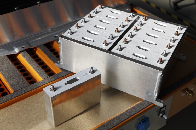 bmw electric 01 750x499