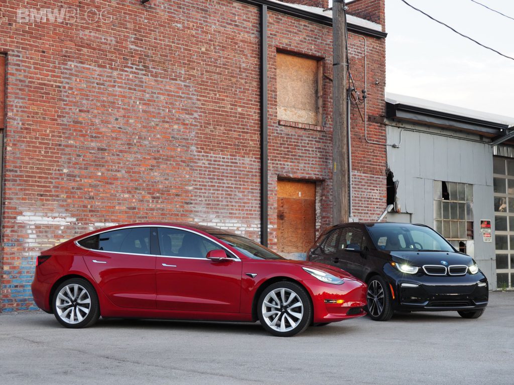 Los propietarios del Tesla Model 3 adoran sus coches: ¿debe preocuparse BMW?