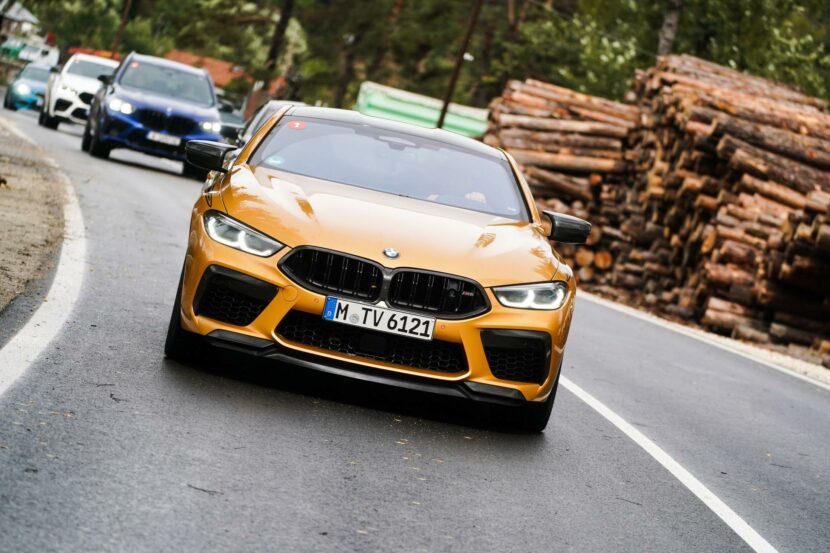 bmw m8 oro de ceilán metálico 104 830x553