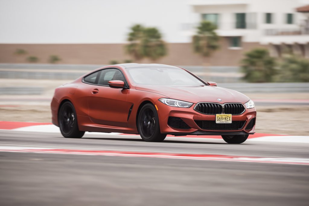 ¿Puede el BMW M850i enfrentarse a un Porsche 911?