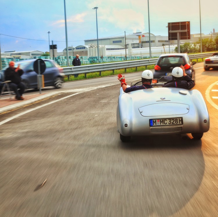 bmw mille miglia 2015 image1 750x746