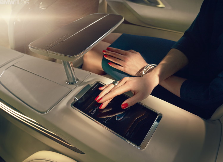 bmw-vision-future-luxury-43