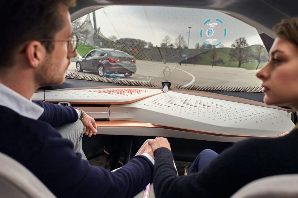 BMW i cambia su enfoque de los vehículos eléctricos a los coches autónomos