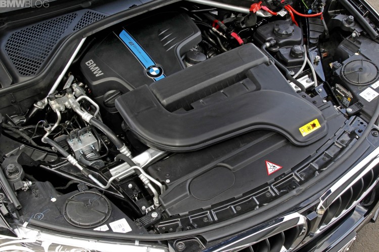 bmw x5 edrive hybrid test drive 35 750x500