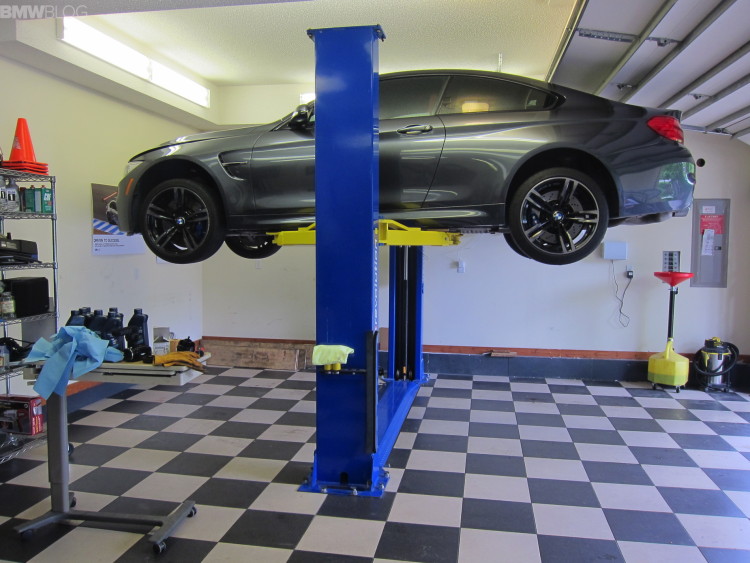 cambiar aceite bmw m4 imágenes 07 750x563