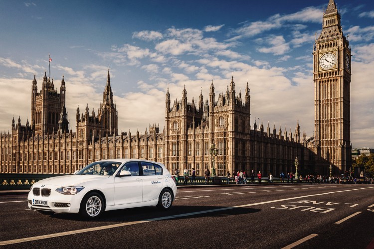 DriveNow es una empresa conjunta de BMW Group y Sixt SE para compartir vehículos.