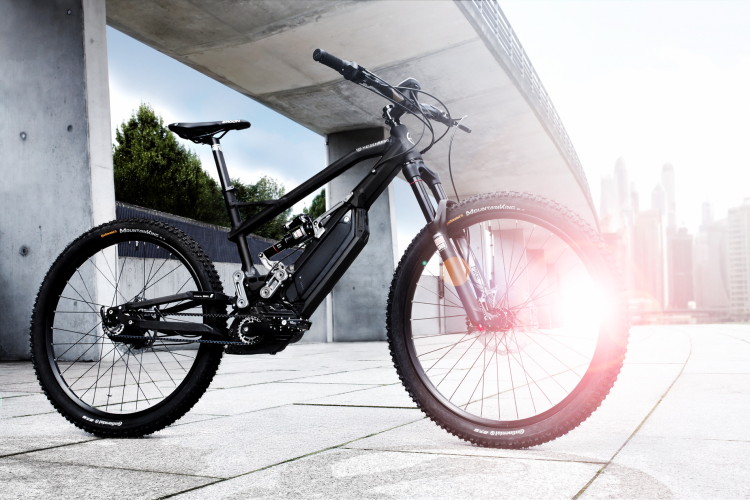 ebike bmw pedal 01 750x500