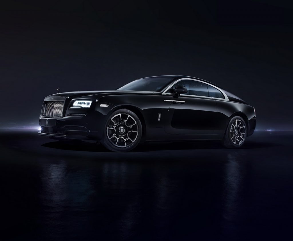 Insignia negra del Rolls Royce Wraith en Carfection - Blog de BMW