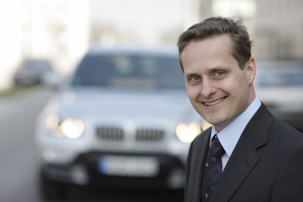 BMW Car-2-X Communication mejora la seguridad de los peatones