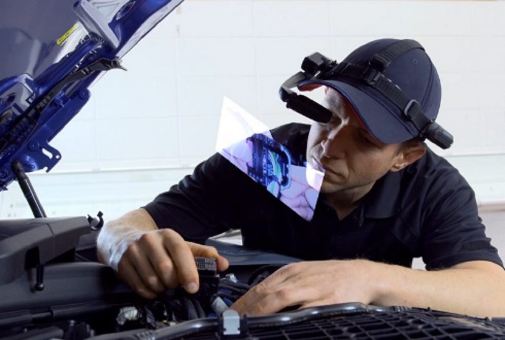 Los técnicos de BMW ya tienen unas gafas inteligentes de realidad aumentada en las que confiar