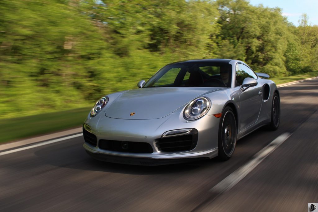 La falta de un combatiente del Porsche 911 por parte de BMW