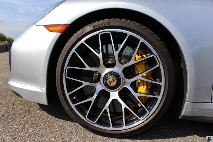 porsche-911-turbo-s-test-drive19