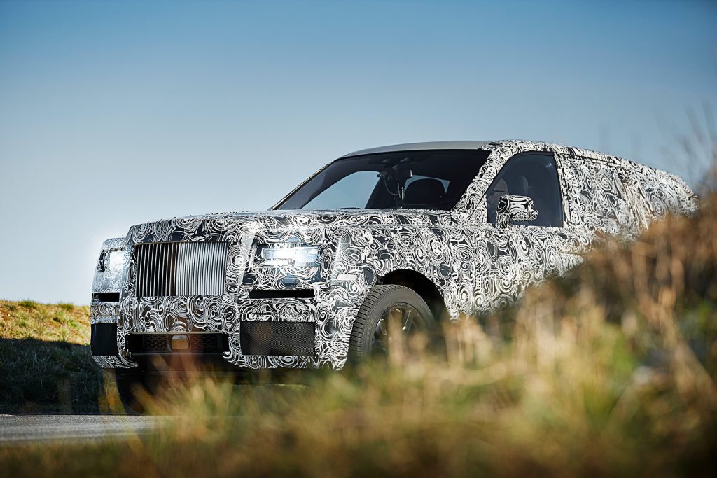 El SUV Rolls Royce Cullinan ha sido espiado tras su anuncio