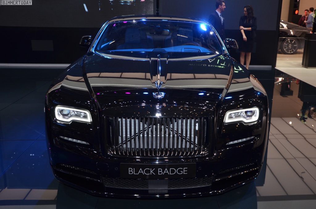 Rolls-Royce entregó un Wraith Black Badge a la primera mujer propietaria