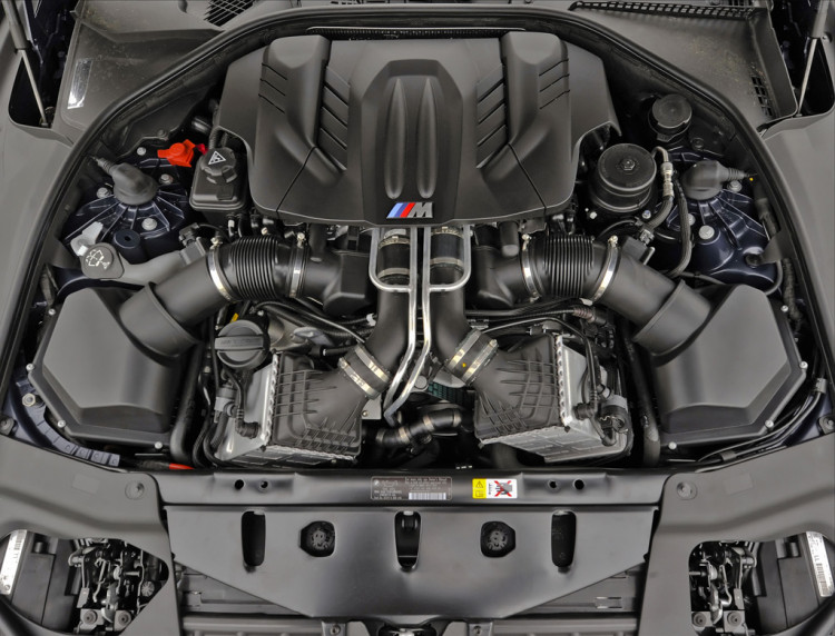 motor s63 750x572