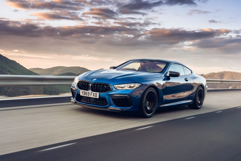 ¿Puede el BMW M8 Competition enfrentarse al Porsche 911 Turbo?
